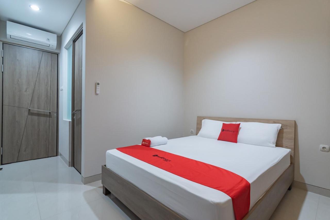 Reddoorz Plus @ Cirebon City Center Ngoại thất bức ảnh