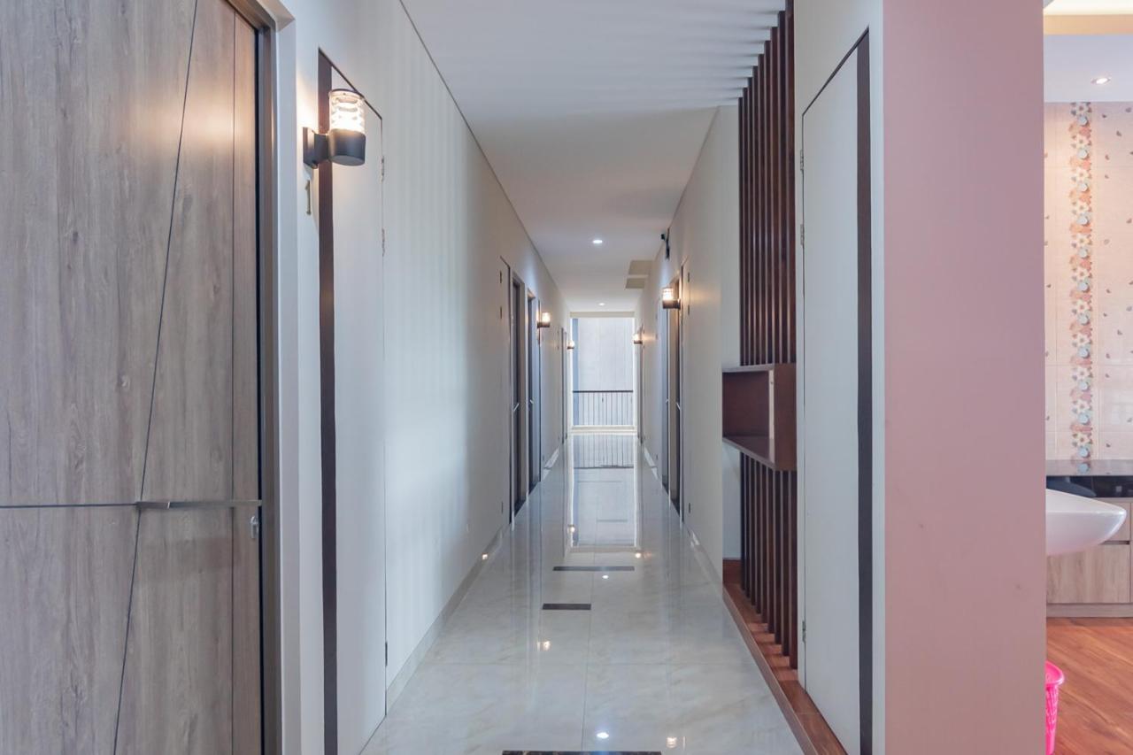 Reddoorz Plus @ Cirebon City Center Ngoại thất bức ảnh